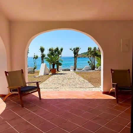 Casale Fronte Mare - With Swimming Pool In Front Of The *