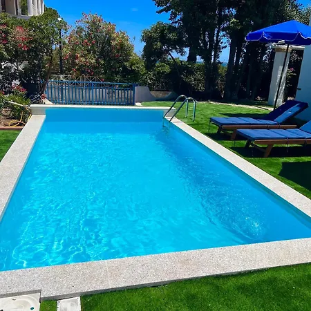 Villa Casale Fronte Mare - With Swimming Pool In Front Of The Porto Columbu - Perd'E Sali