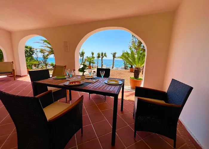 Casale Fronte Mare - With Swimming Pool In Front Of The Villa Porto Columbu - Perd'e Sali