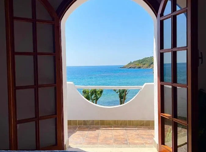 Villa Casale Fronte Mare - With Swimming Pool In Front Of The