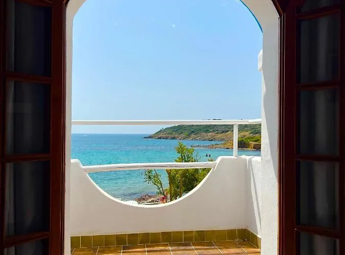 Casale Fronte Mare - With Swimming Pool In Front Of The Porto Columbu - Perd'E Sali