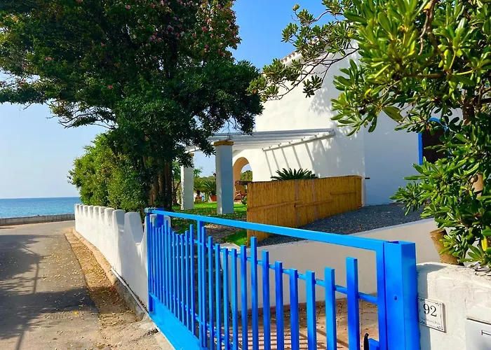 Casale Fronte Mare - With Swimming Pool In Front Of The *