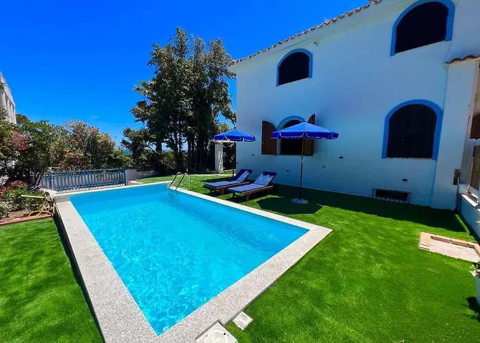 Casale Fronte Mare - With Swimming Pool In Front Of The *